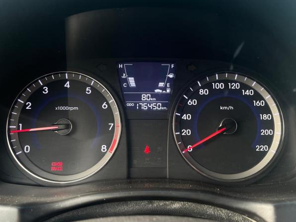 Hyundai Solaris I с пробегом 2013 года, цена 795 000 рублей, 176384 км, седан, Автокод Объявления