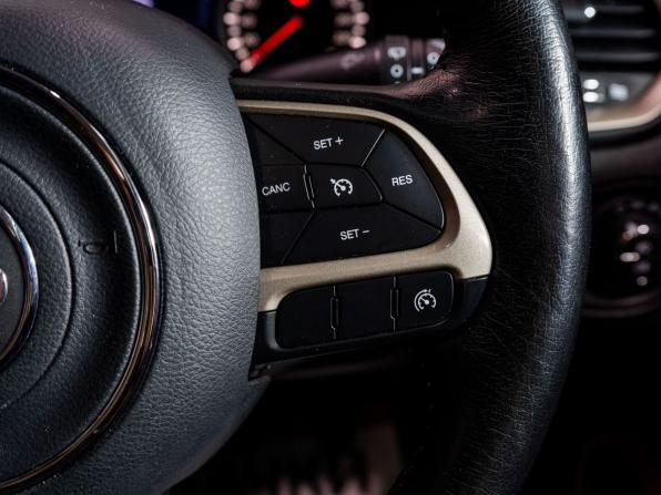 Jeep Renegade I с пробегом 2016 года, цена 1 380 000 рублей, 94741 км, внедорожник, Автокод Объявления