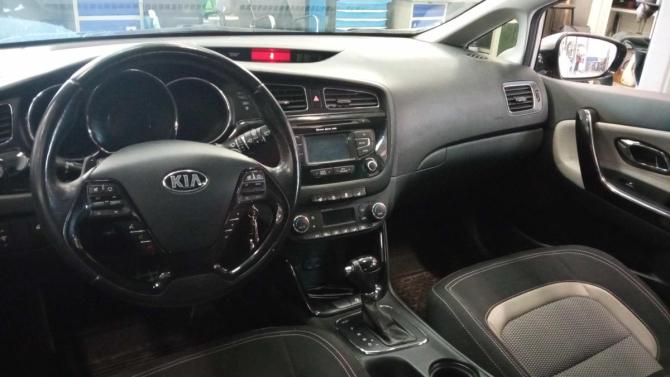 Kia Ceed II с пробегом 2013 года, цена 1 004 000 рублей, 150952 км, хэтчбек, Автокод Объявления