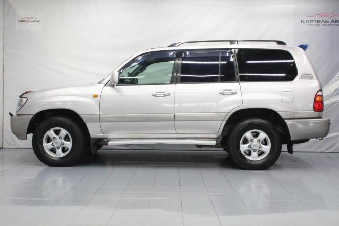 Toyota Land Cruiser 100 Series Рестайлинг 1 с пробегом 2002 года, цена 1 679 000 рублей, 357437 км, внедорожник, Автокод Объявления