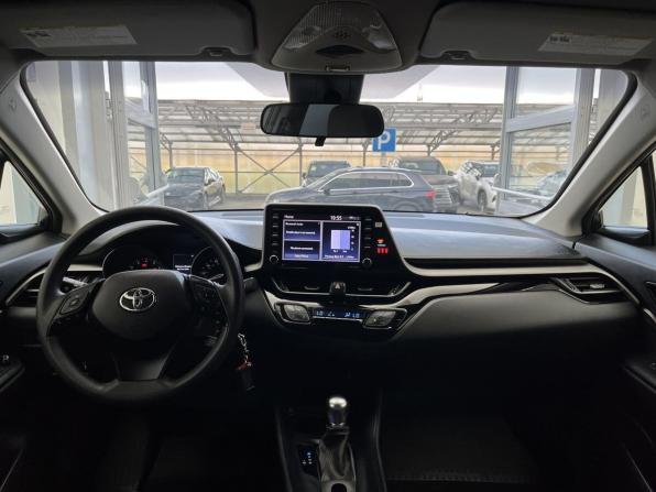 Toyota C-HR I Рестайлинг с пробегом 2021 года, цена 2 200 000 рублей, 53000 км, внедорожник, Автокод Объявления