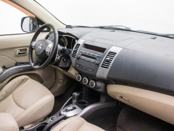 Mitsubishi Outlander II с пробегом 2008 года, цена 795 000 рублей, 230894 км, внедорожник, Автокод Объявления
