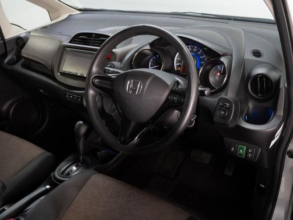 Honda Fit Shuttle I Рестайлинг с пробегом 2013 года, цена 870 000 рублей, 163449 км, универсал, Автокод Объявления
