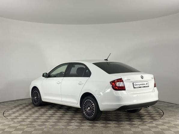 Skoda Rapid I Рестайлинг с пробегом 2018 года, цена 1 389 000 рублей, 84751 км, лифтбек, Автокод Объявления