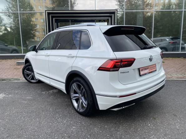 Volkswagen Tiguan II с пробегом 2020 года, цена 3 199 000 рублей, 121524 км, внедорожник, Автокод Объявления