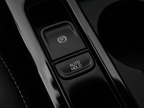 Kia Ceed III с пробегом 2018 года, цена 2 150 000 рублей, 74707 км, универсал, Автокод Объявления
