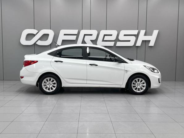 Hyundai Solaris I с пробегом 2013 года, цена 870 000 рублей, 137096 км, седан, Автокод Объявления