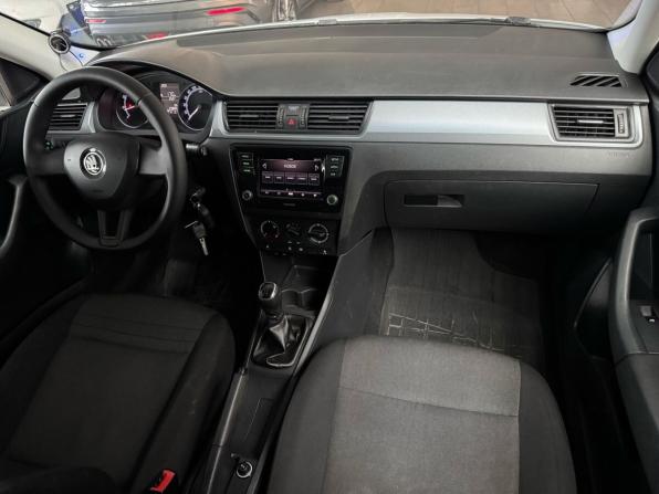 Skoda Rapid I с пробегом 2017 года, цена 699 000 рублей, 248889 км, лифтбек, Автокод Объявления