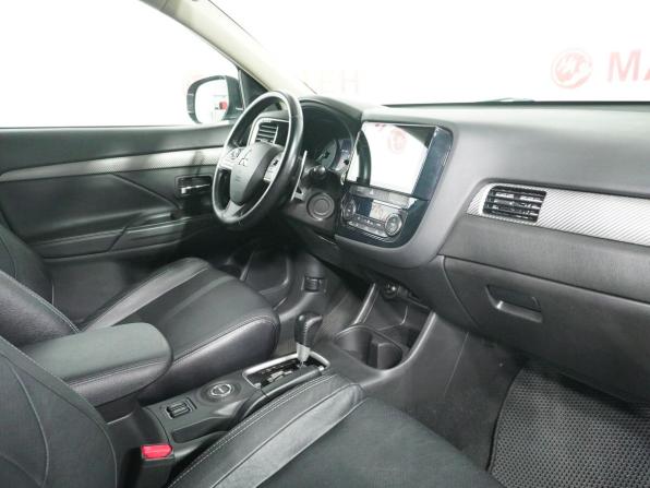Mitsubishi Outlander III Рестайлинг с пробегом 2014 года, цена 1 779 000 рублей, 125521 км, внедорожник, Автокод Объявления