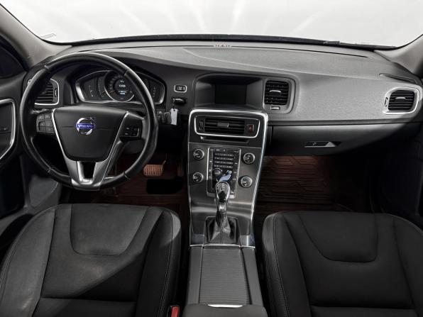 Volvo S60 II Рестайлинг с пробегом 2013 года, цена 1 190 000 рублей, 135436 км, седан, Автокод Объявления