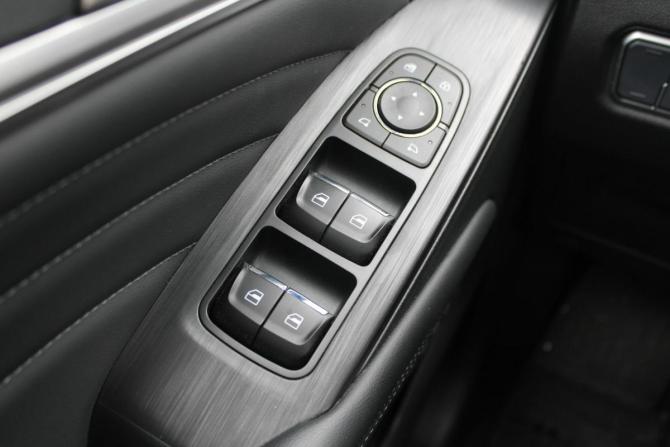 Haval F7 II с пробегом 2024 года, цена 2 390 000 рублей, 9000 км, внедорожник, Автокод Объявления