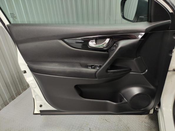 Nissan Qashqai II с пробегом 2014 года, цена 1 499 000 рублей, 178000 км, внедорожник, Автокод Объявления