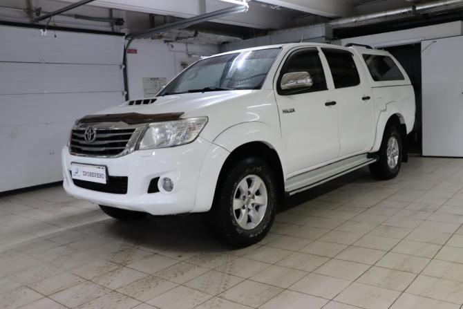 Toyota Hilux VII Рестайлинг с пробегом 2012 года, цена 1 799 990 рублей, 175052 км, пикап, Автокод Объявления