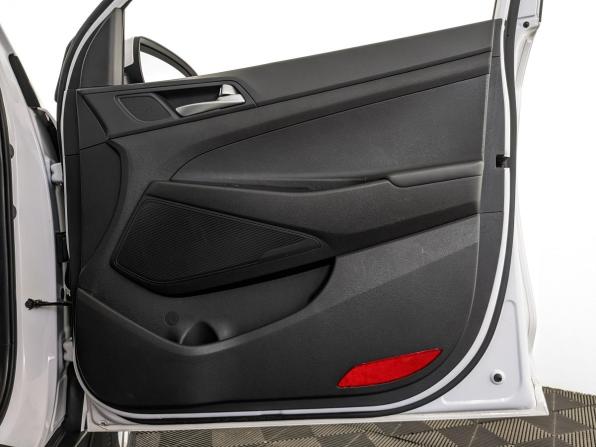 Hyundai Tucson III Рестайлинг с пробегом 2018 года, цена 2 265 000 рублей, 105702 км, внедорожник, Автокод Объявления