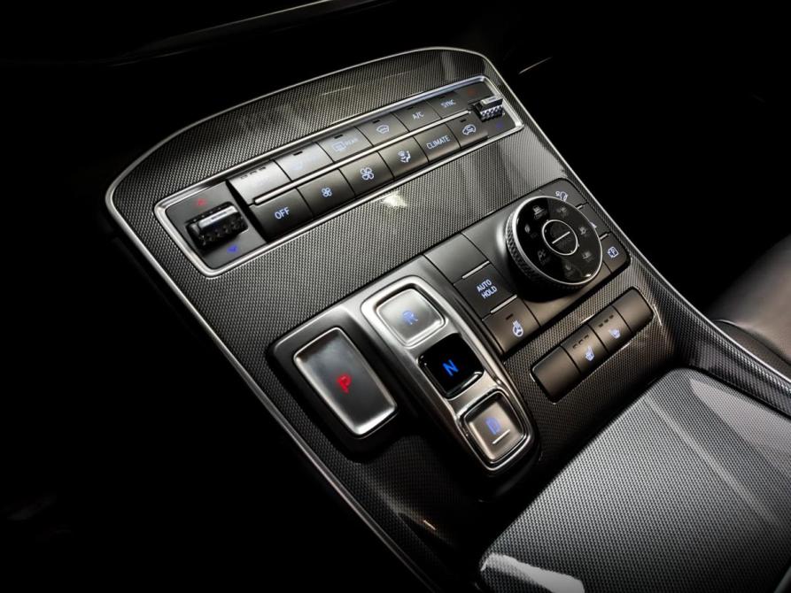 Hyundai Santa Fe IV Рестайлинг Санкт-Петербург  - изображение 28