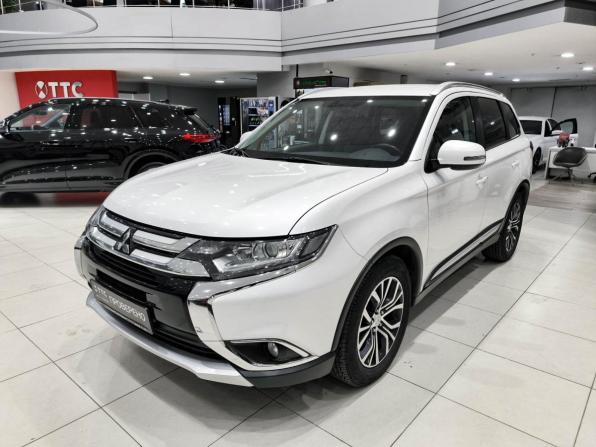 Mitsubishi Outlander III Рестайлинг 2 с пробегом 2016 года, цена 2 250 000 рублей, 115288 км, внедорожник, Автокод Объявления