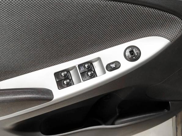 Hyundai Solaris I с пробегом 2014 года, цена 522 200 рублей, 213249 км, седан, Автокод Объявления