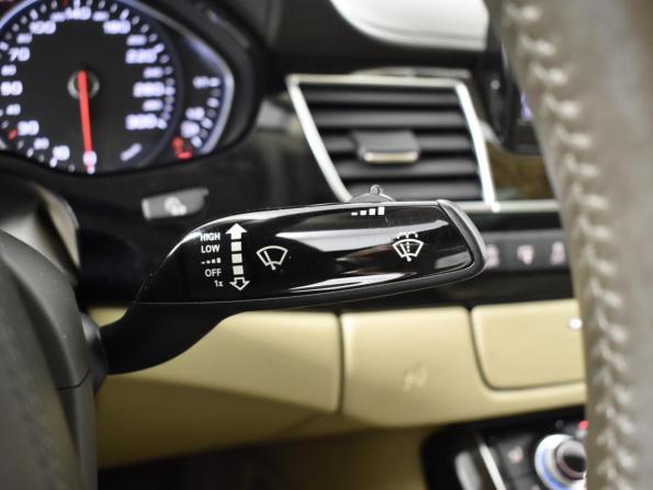 Audi A8 III (D4) с пробегом 2013 года, цена 1 994 900 рублей, 319753 км, седан, Автокод Объявления