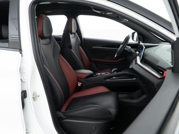 Geely Coolray I Рестайлинг с пробегом 2024 года, цена 2 293 444 рубля, 25465 км, внедорожник, Автокод Объявления