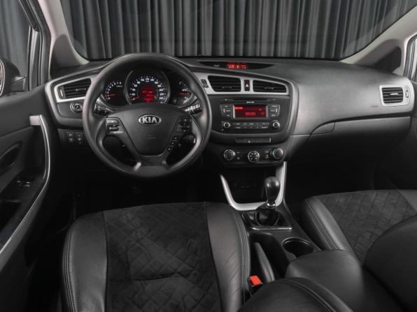 Kia Ceed II с пробегом 2013 года, цена 919 000 рублей, 120387 км, хэтчбек, Автокод Объявления