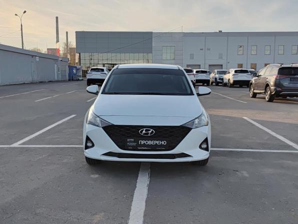 Hyundai Solaris II Рестайлинг с пробегом 2020 года, цена 1 490 000 рублей, 119365 км, седан, Автокод Объявления