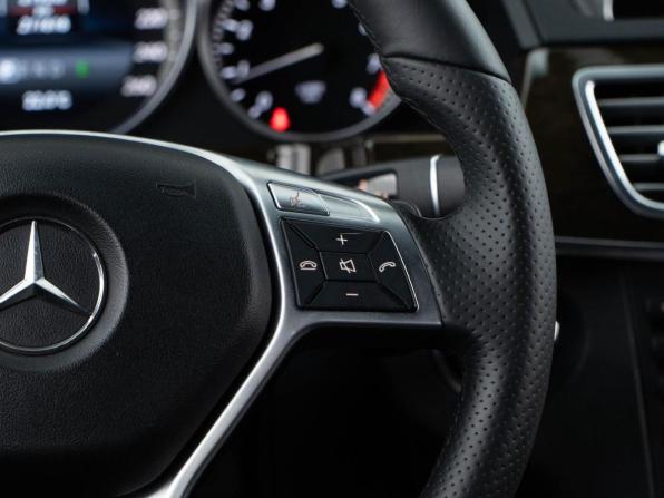 Mercedes-Benz E-Класс IV (W212 S212 C207) Рестайлинг с пробегом 2013 года, цена 2 100 050 рублей, 211616 км, седан, Автокод Объявления