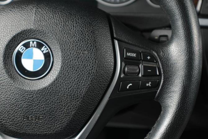 BMW 3 серии VI (F3x) с пробегом 2015 года, цена 2 019 000 рублей, 179500 км, седан, Автокод Объявления