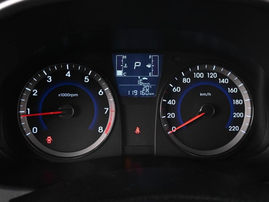 Hyundai Solaris I Рестайлинг Ростов-на-Дону  - изображение 16