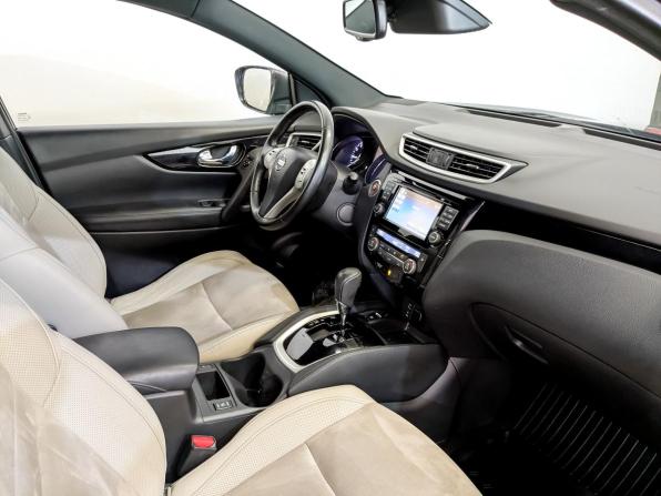 Nissan Qashqai II с пробегом 2017 года, цена 1 625 000 рублей, 108668 км, внедорожник, Автокод Объявления