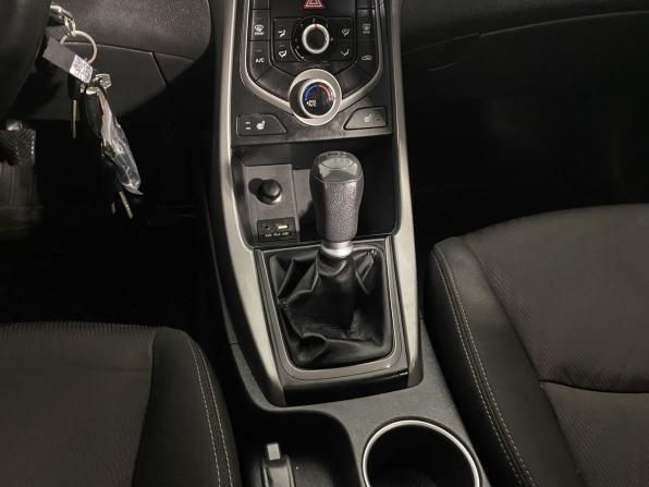 Hyundai Elantra V (MD) Рестайлинг с пробегом 2015 года, цена 1 210 000 рублей, 122595 км, седан, Автокод Объявления