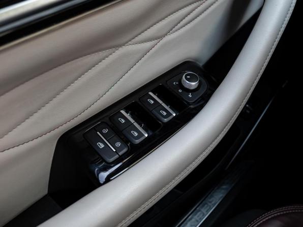 Geely Monjaro I с пробегом 2023 года, цена 2 720 000 рублей, 85747 км, внедорожник, Автокод Объявления