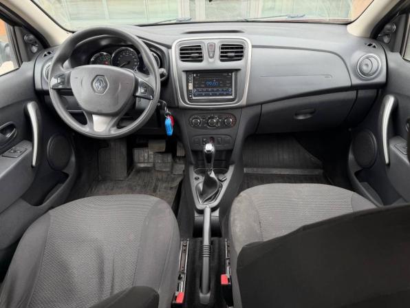 Renault Sandero II с пробегом 2016 года, цена 670 000 рублей, 102902 км, хэтчбек, Автокод Объявления