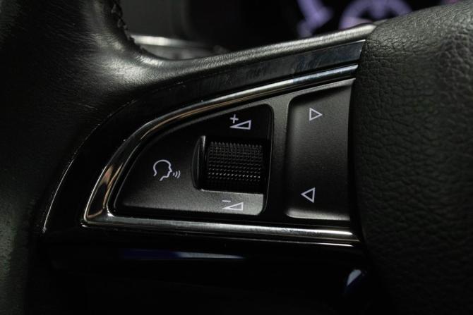 Skoda Karoq I с пробегом 2020 года, цена 2 299 000 рублей, 102571 км, внедорожник, Автокод Объявления
