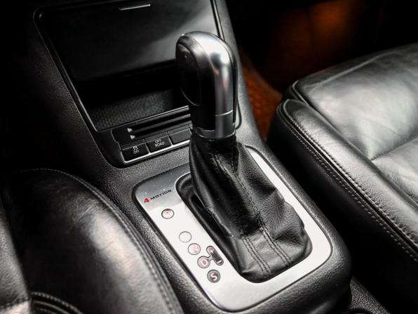 Volkswagen Tiguan I Рестайлинг с пробегом 2011 года, цена 1 100 000 рублей, 327508 км, внедорожник, Автокод Объявления
