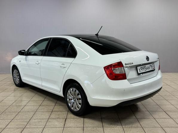 Skoda Rapid I с пробегом 2016 года, цена 990 000 рублей, 147545 км, лифтбек, Автокод Объявления