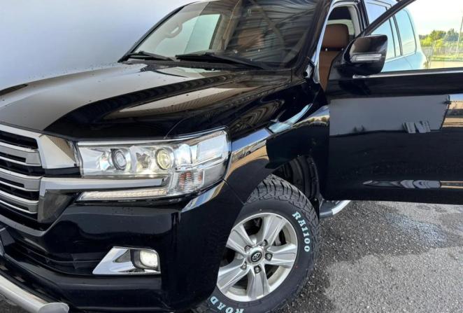 Toyota Land Cruiser 200 Series Рестайлинг 2 с пробегом 2018 года, цена 6 300 000 рублей, 212365 км, внедорожник, Автокод Объявления