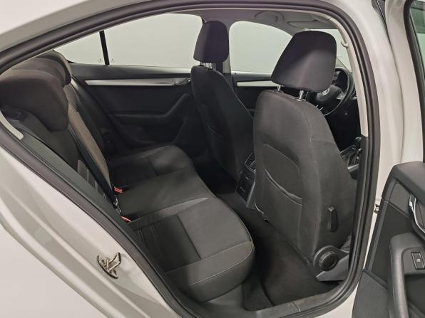Skoda Octavia III (A7) Рестайлинг с пробегом 2020 года, цена 1 745 000 рублей, 122103 км, лифтбек, Автокод Объявления