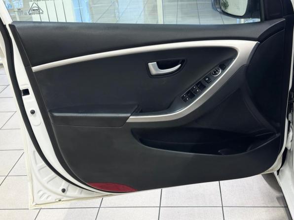 Hyundai i30 II с пробегом 2012 года, цена 897 000 рублей, 177000 км, универсал, Автокод Объявления