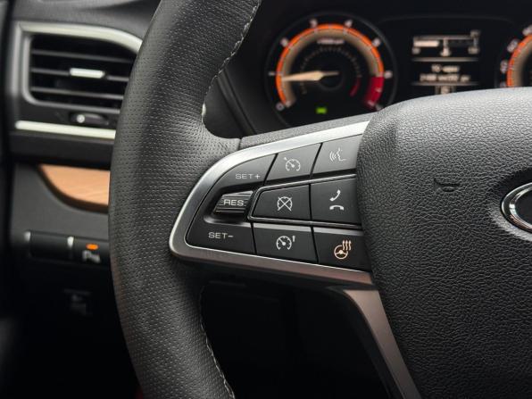 Lada (ВАЗ) Vesta I Рестайлинг (NG) с пробегом 2024 года, цена 1 480 000 рублей, 20246 км, универсал, Автокод Объявления