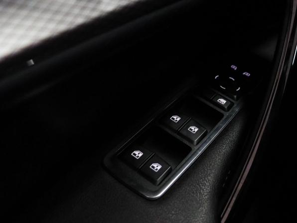 Lada (ВАЗ) Vesta I Рестайлинг (NG) с пробегом 2024 года, цена 1 399 000 рублей, 8592 км, седан, Автокод Объявления