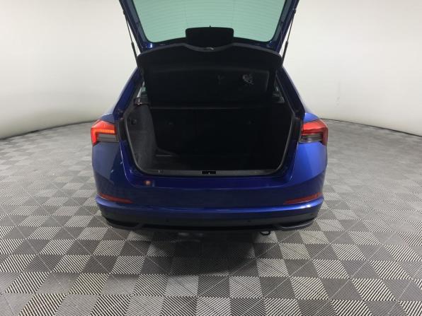 Skoda Rapid II с пробегом 2020 года, цена 1 882 000 рублей, 43080 км, лифтбек, Автокод Объявления