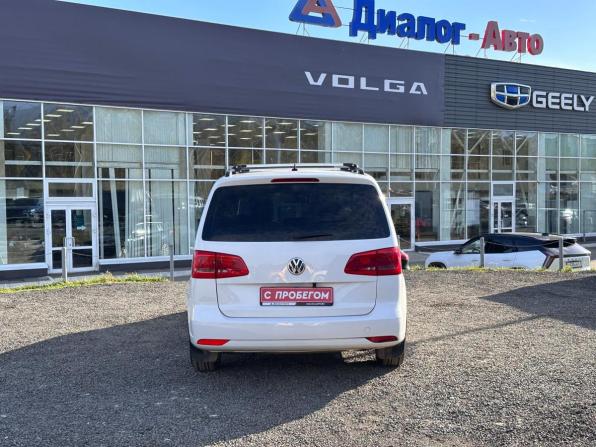 Volkswagen Touran I Рестайлинг 2 с пробегом 2012 года, цена 981 000 рублей, 258181 км, компактвэн, Автокод Объявления