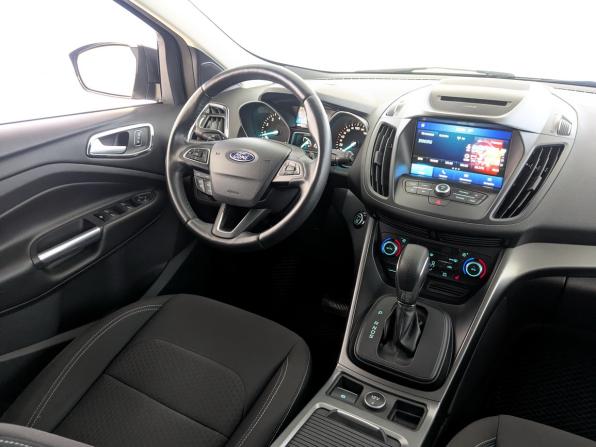 Ford Kuga II Рестайлинг с пробегом 2018 года, цена 1 850 000 рублей, 82753 км, внедорожник, Автокод Объявления