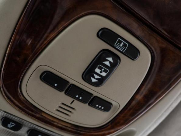 Jaguar XJ III (X350/X358) с пробегом 2003 года, цена 2 120 000 рублей, 252895 км, седан, Автокод Объявления