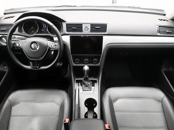 Volkswagen Passat B8 с пробегом 2016 года, цена 1 849 900 рублей, 240246 км, седан, Автокод Объявления