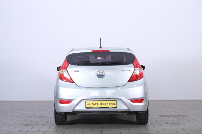 Hyundai Solaris I с пробегом 2013 года, цена 919 000 рублей, 158100 км, хэтчбек, Автокод Объявления