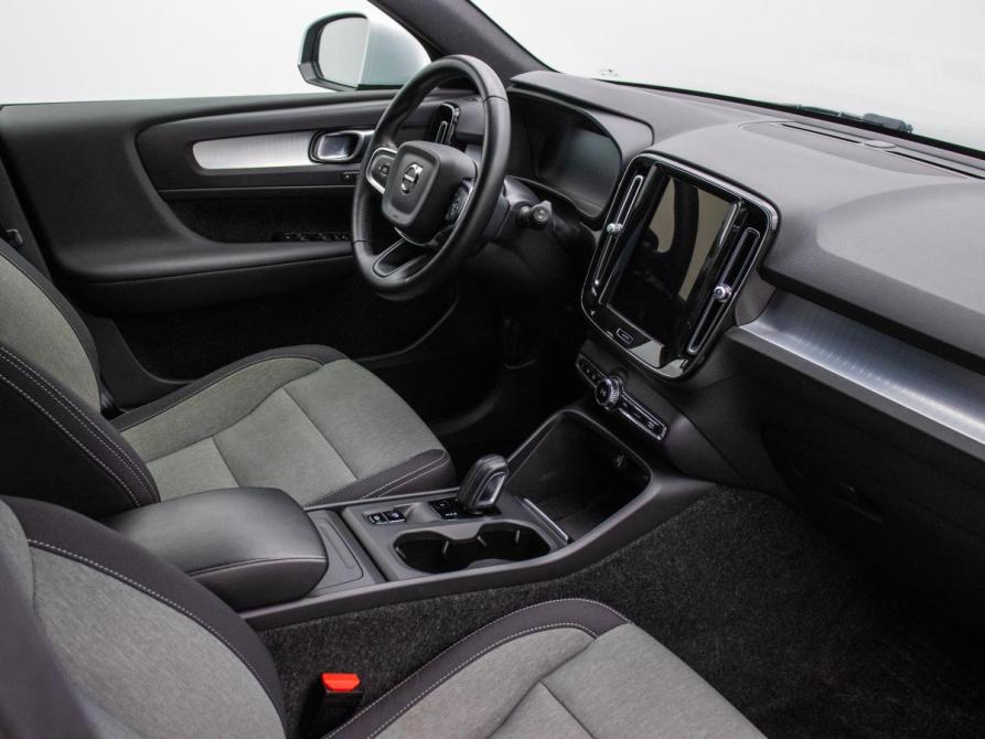 Volvo XC40 I Москва  - изображение 9