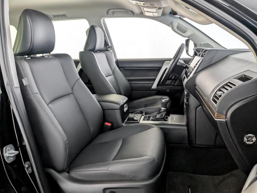 Toyota Land Cruiser Prado 150 Series Рестайлинг 3 Москва  - изображение 24