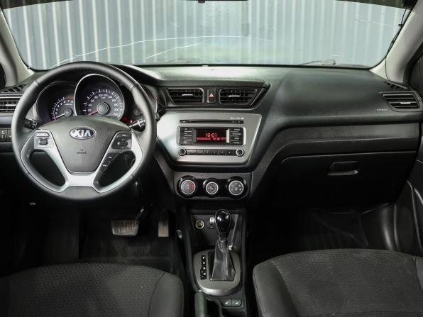 Kia Rio III Рестайлинг с пробегом 2016 года, цена 959 000 рублей, 196000 км, седан, Автокод Объявления