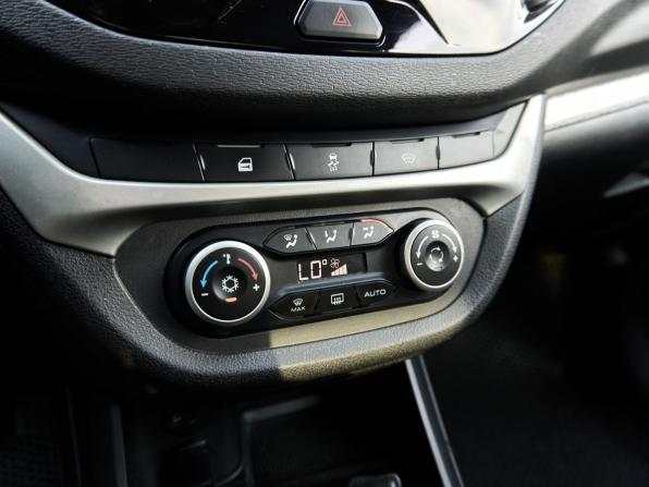 Lada (ВАЗ) Vesta I с пробегом 2018 года, цена 908 000 рублей, 138980 км, седан, Автокод Объявления